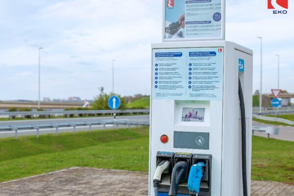 PUNJAČI ZA ELEKTRIČNE AUTOMOBILE DOSTUPNI NA PET AUTOPUTSKIH EKO BENZINSKIH STANICA