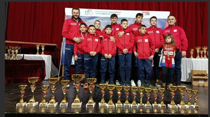 Čačani proširuju vitrine