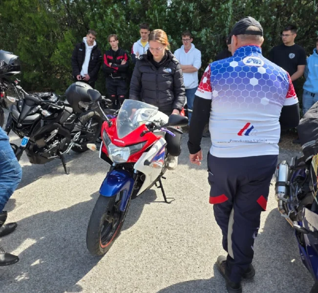 Trening bezbedne vožnje – Ada