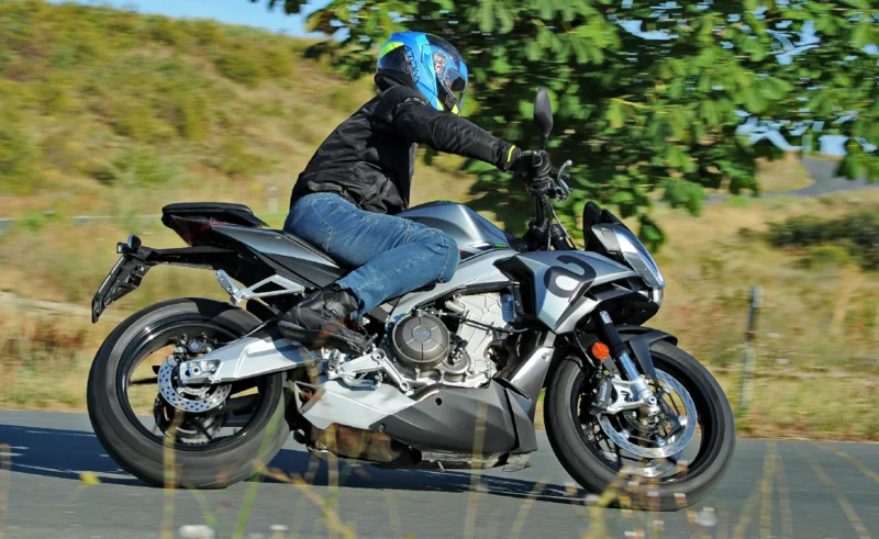 Moto Supertest 2. deo – Aprilia Tuono 660  