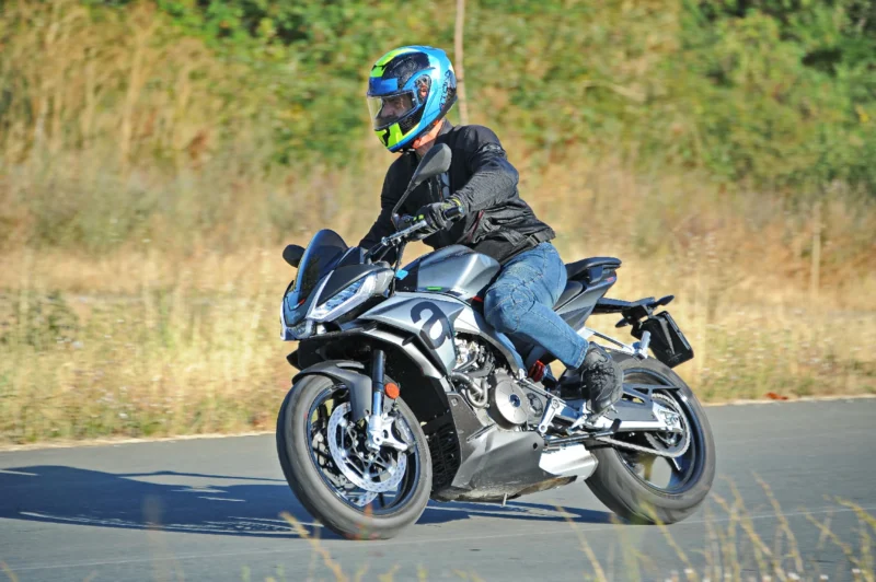 Aprilia Tuono 660 Supertest 3. deo