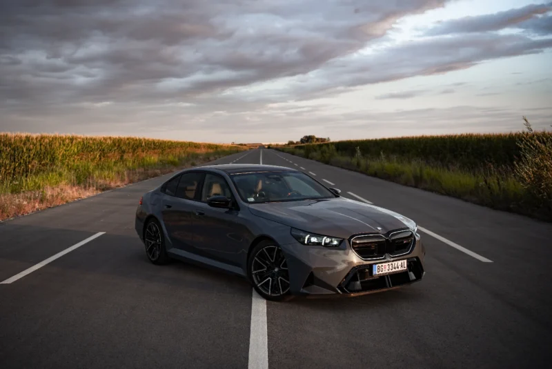 Test: “BMW M5 G90”